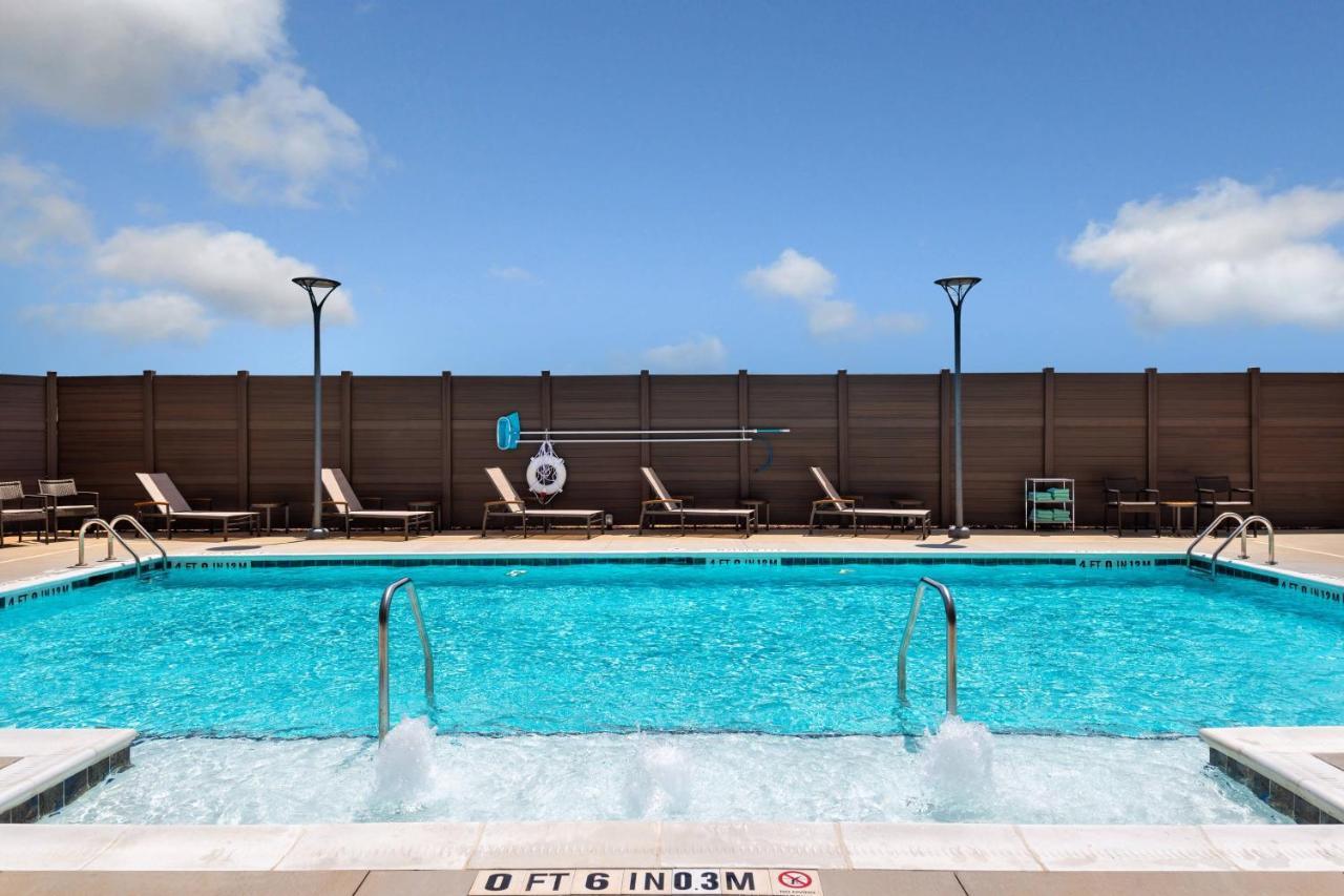 Residence Inn By Marriott Charlotte Northlake Kültér fotó